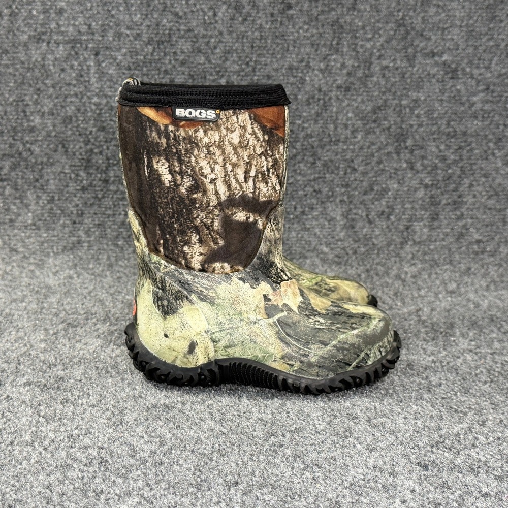Bogs Classic Mid Waterproof Insulated Rain Boots Boy's 7 Mossy Oak Camo Hunting